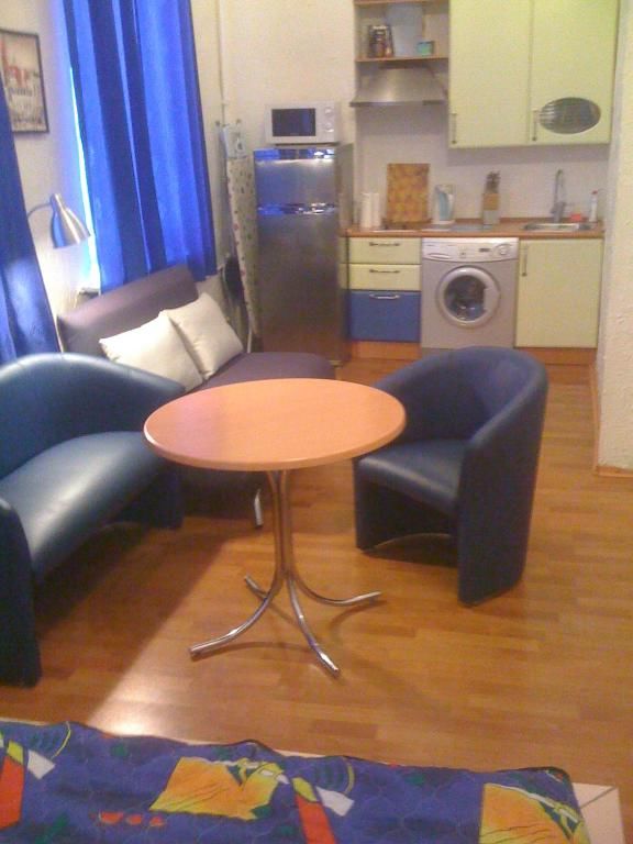 Апартаменты UKR Apartments on Independence Square Киев-51