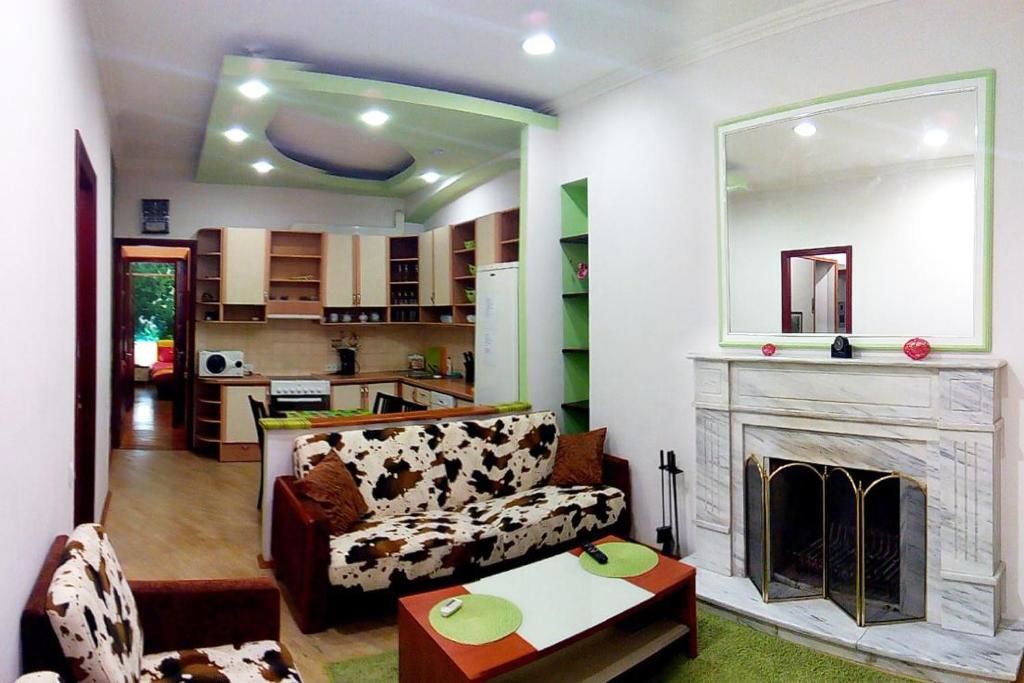 Апартаменты UKR Apartments on Independence Square Киев