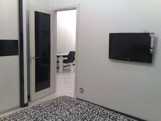 Апартаменты UKR Apartments on Independence Square Киев Улучшенные апартаменты с 1 спальней-5