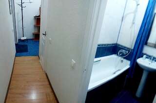 Апартаменты UKR Apartments on Independence Square Киев Апартаменты «Комфорт»-1