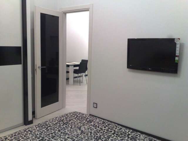 Апартаменты UKR Apartments on Independence Square Киев-13